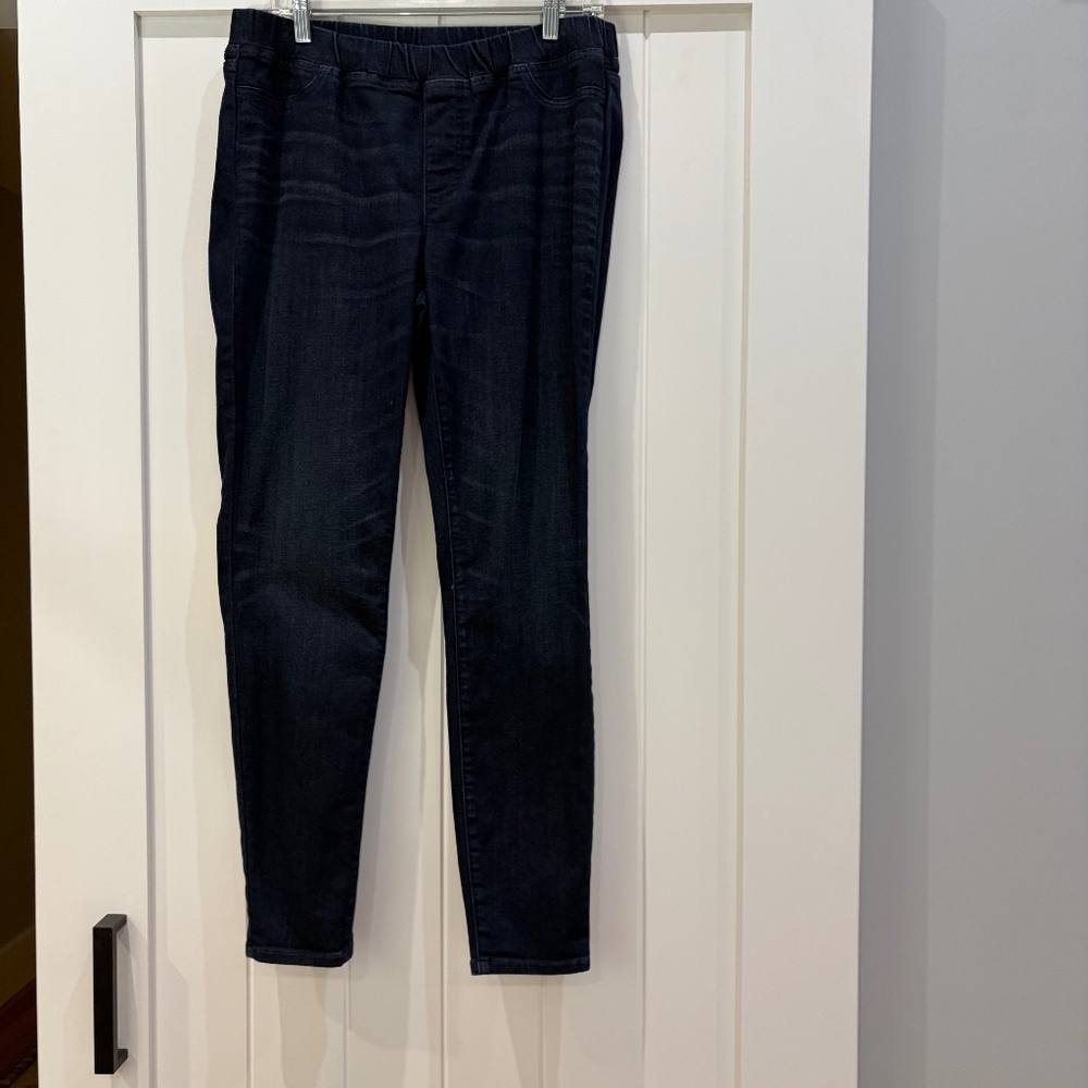 EILEEN FISHER STRETCHY JEANS, size MEDIUM, Dark BLUE